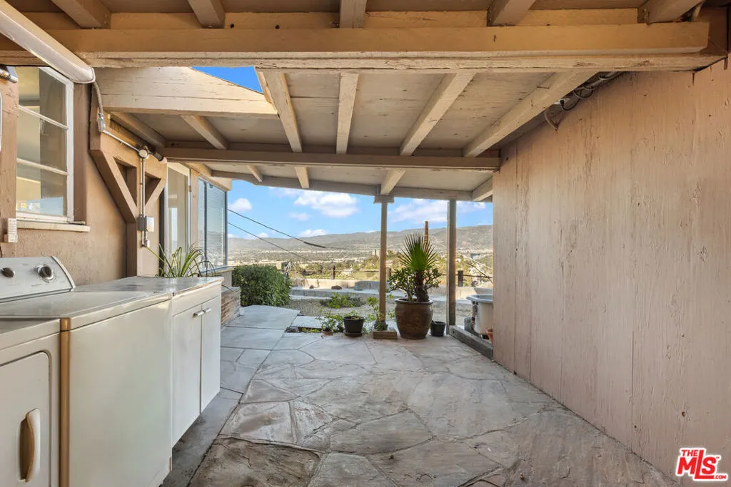 3124 Goodview Trail, Los Angeles, California 90068 home-pic-17